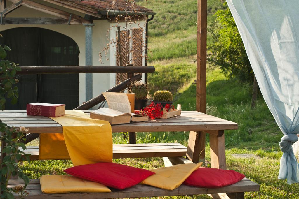Agriturismo Podere Campaini Volterra Exterior foto