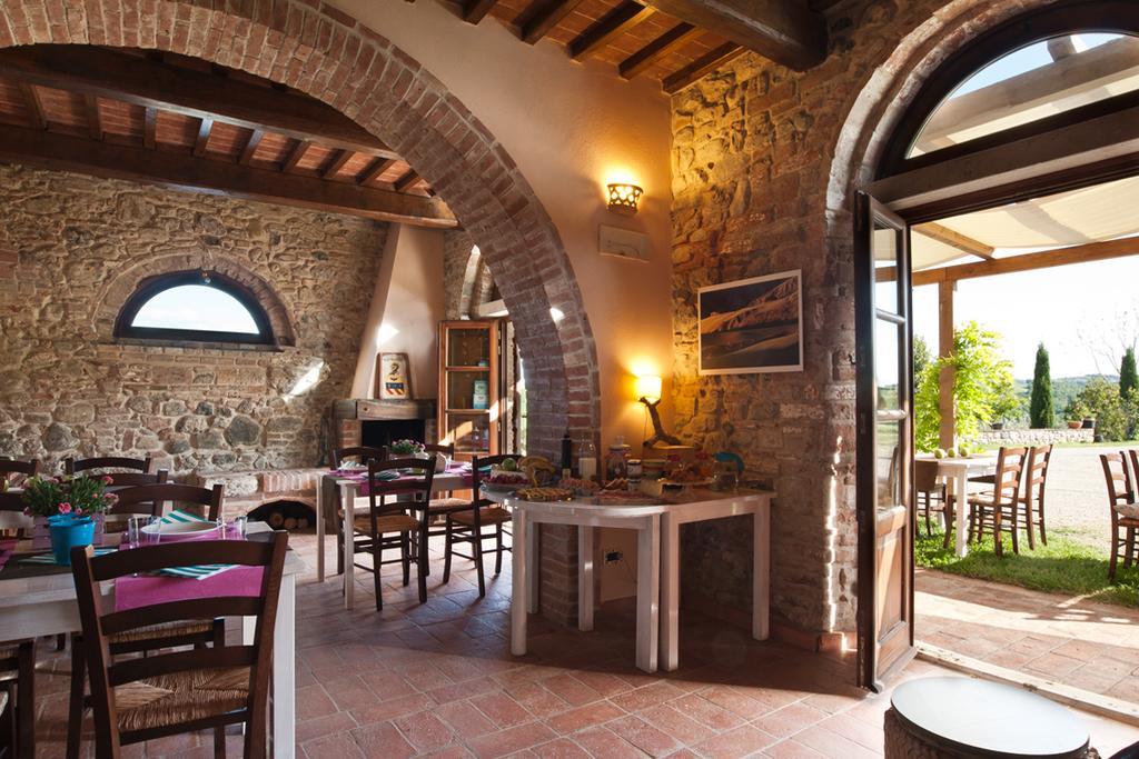 Agriturismo Podere Campaini Volterra Exterior foto